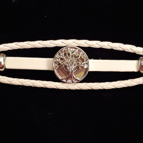 Choice of black or white faux leather snap bracelets. - Picture 5 of 9